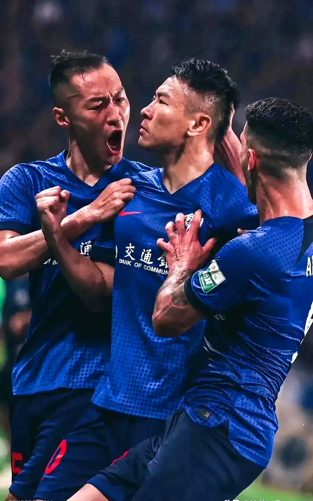 集结日体能课后，上海申花单刀错失备战亚冠，信心回归，身体对抗强度拉满